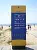Un dels panels informatius situats a la platja de Gav&agrave; Mar